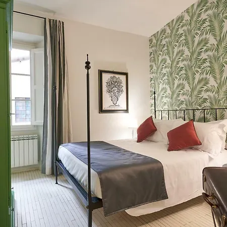 Peruzzi Urban Residences Bed & Breakfast 4*