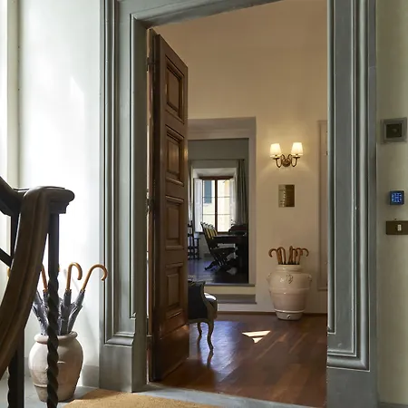 Peruzzi Urban Residences Bed & Breakfast 4*