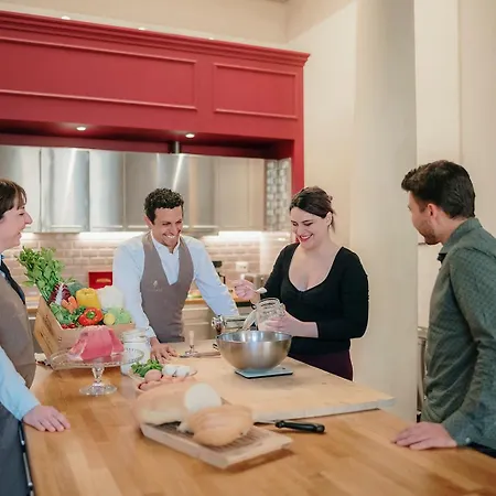 לינה וארוחת בוקר Peruzzi Urban Residences 3*