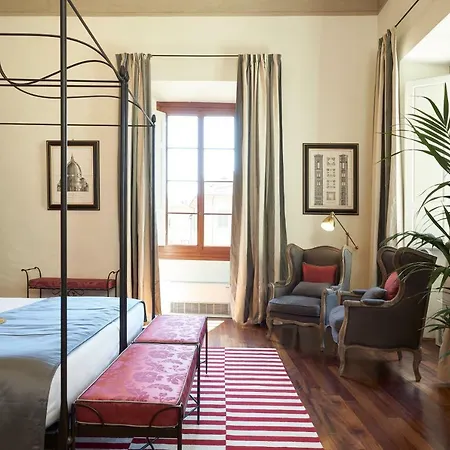 Peruzzi Urban Residences Bed and Breakfast 4*